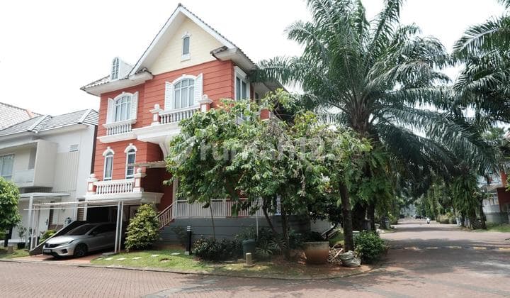 Neat and Ready-to-Occupy House in a Strategic Location at Omaha Cluster, Gading Serpong