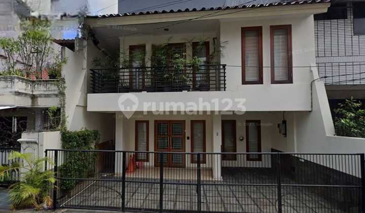 Rumah Bagus Di Jl Bendungan Hilir Jakarta Pusat