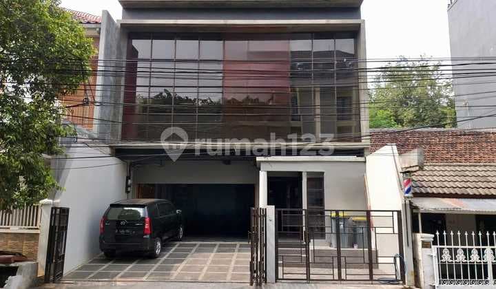 Ruko Siap Pakai Di Bendungan Hilir Jakarta Pusat
