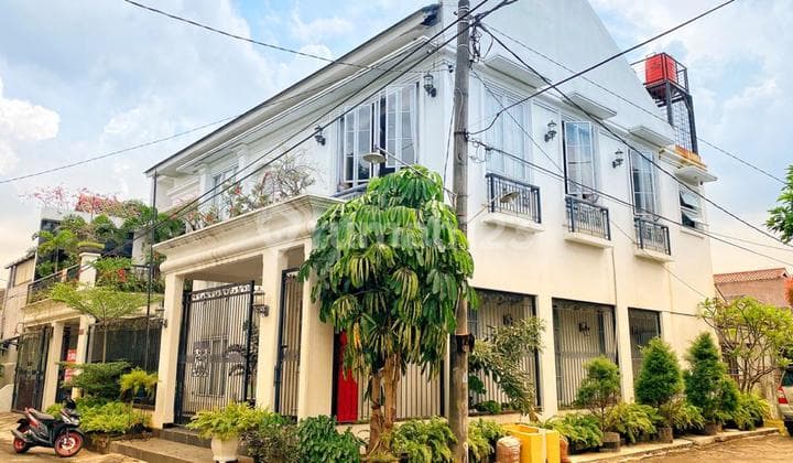 Di Jual Rumah Mewah di Larangan, Tangerang Kota