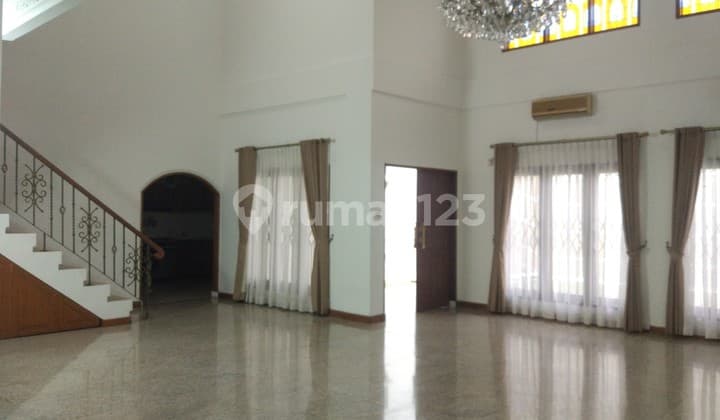 House For Rent @Kebayoran Baru