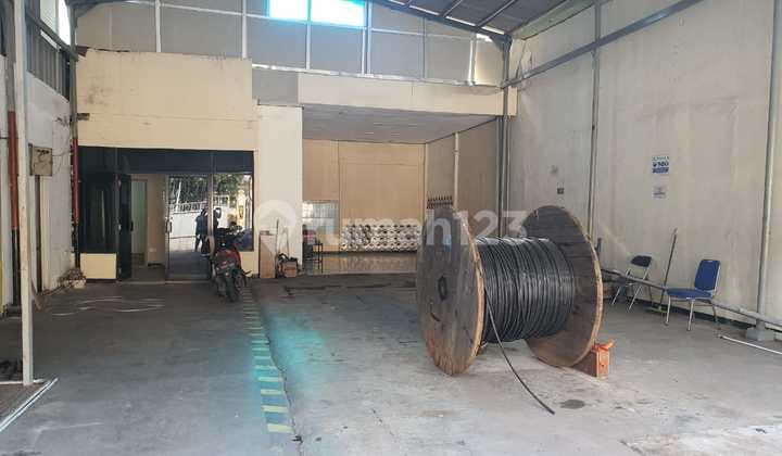 Di Jual Rumah Multifungsi