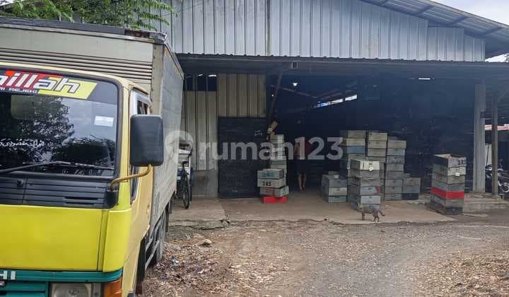 Tanah Komersial 1.400 M² dengan Gudang - Lokasi Strategis di Jakarta Timur