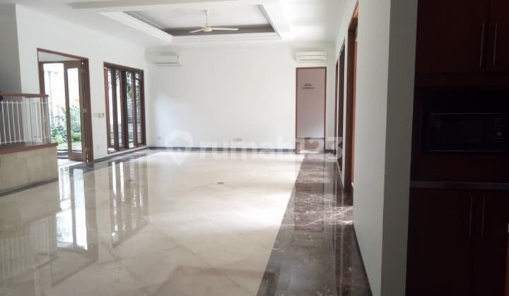 For Rent Bright, Modern And Quite House In Senopati Area
