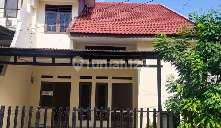 Rumah Minimalis Rapi dan Siap Huni di Bintaro Jaya