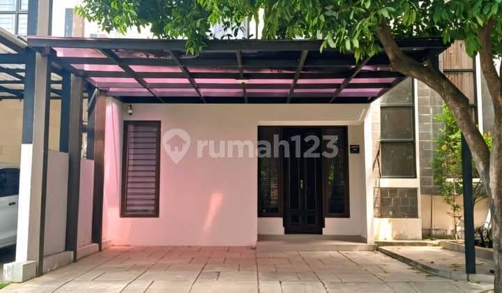 Rumah Strategis Dekat Akses Tol di Bintaro Tangsel Sc-16505