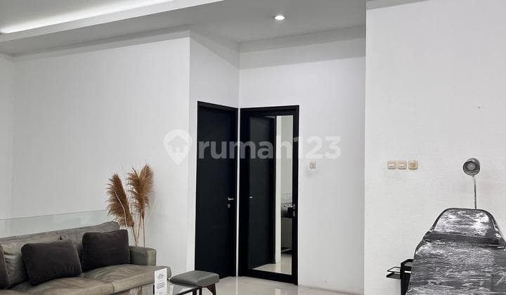 Rumah Strartegis Dgn 2 Lantai di Bintaro Tangsel Td-16935