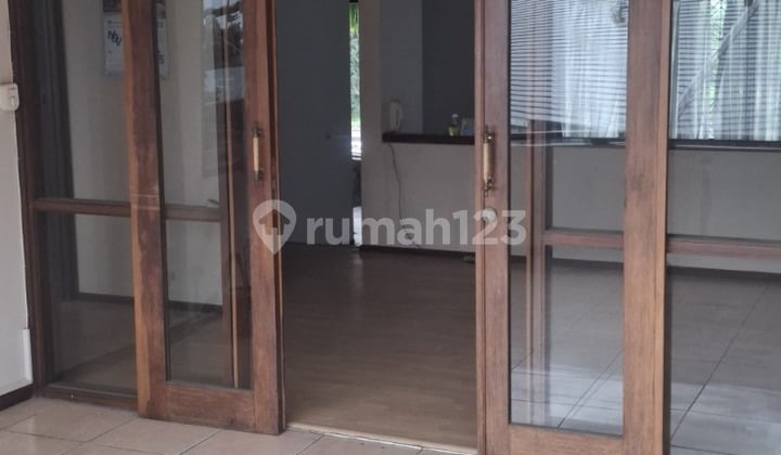 Turun Harga! Jual Rumah Siap Huni di Setra Duta Bandung