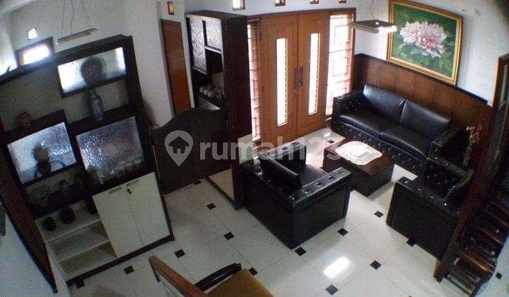 Quick Sale 2-Story House on Surapati Street, Bandung