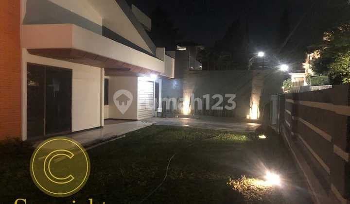 Jual Rumah Klasik Sudah RENOV di Setra Sari Bandung