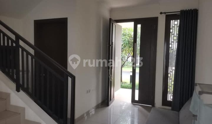 Rumah 2 Lantai Siap Huni Di Cluster Btari Summarecon Bandung