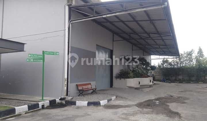 For Rent Warehouse + Office Ex. Padel Court in Cipatik, Margaasih, Bandung