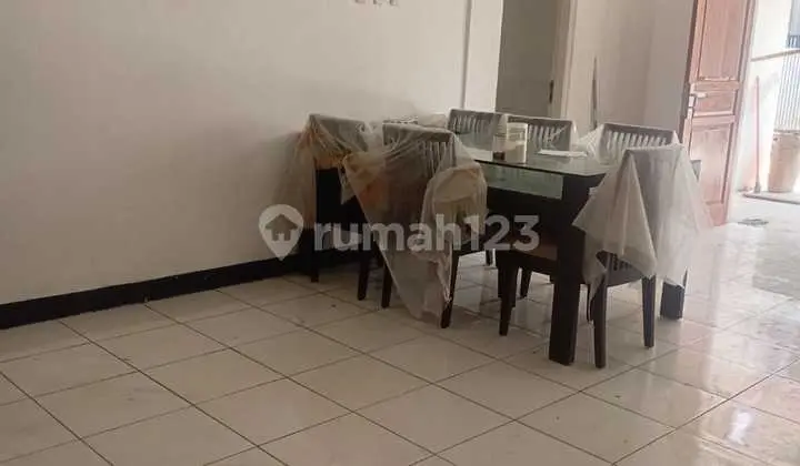 Jual Rumah Lokasi Strategis Ramai Sayap Jl Burangrang Bandung Kota