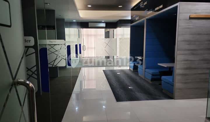 Sewa Ruang Usaha untuk Kantor 3 LT Ada Basement & Rooftop di Bkr Bandung Kota