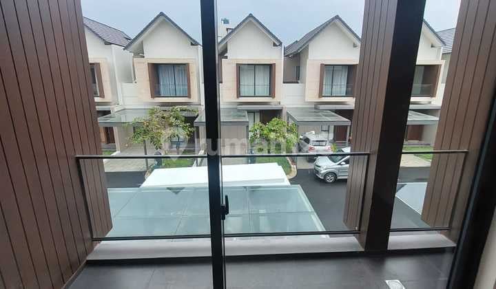 For Sale / Rent 2-Story House in Fashyagriya Podomoro Park Bandung