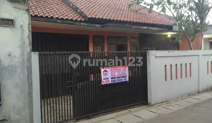 FOR SALE House in Cinere