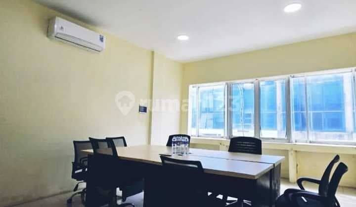 Ruko Arcadia 4 Lantai, Re-New, Langsung Pakai, Strategis, di Daan Mogot Raya, Tangerang.