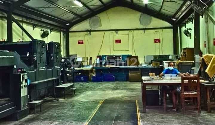 Gudang Multi fungsi 3 in 1 (Office + Workshop), siap pakai. strategis, Kalibaru, Jakarta Pusat