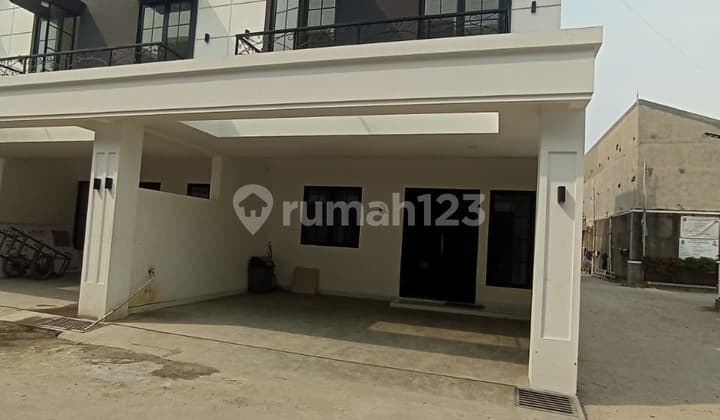 Rumah 3lt Dalam Cluster Strategis Di Pancoran. Jaksel