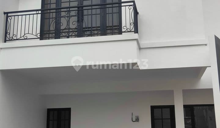 Rumah Baru Dalam Cluster Termurah Dekat Stasiun Lenteng. Jaksel