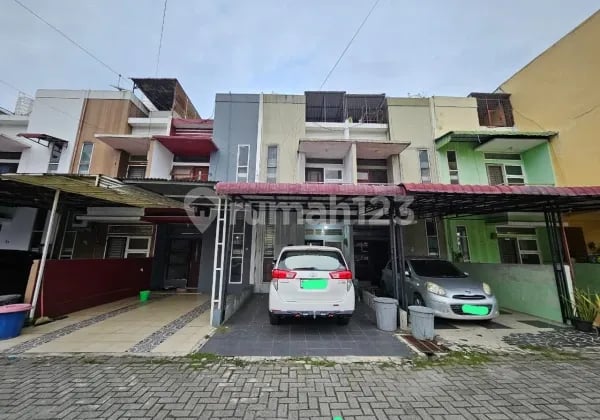 Dijual Rumah Daerah Amal Luhur
