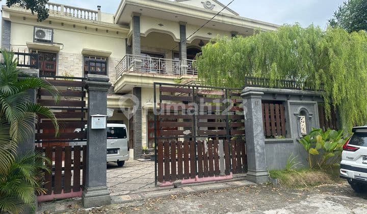 For Sale Large House in Helvetia Area