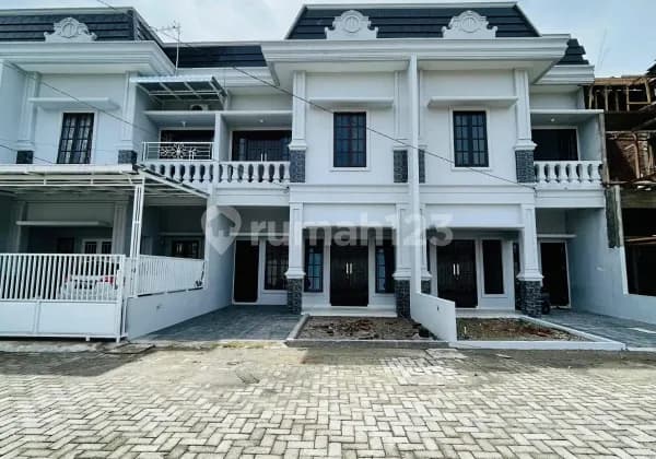 Dijual Rumah Cantik dalam Komplek daerah Setia budi