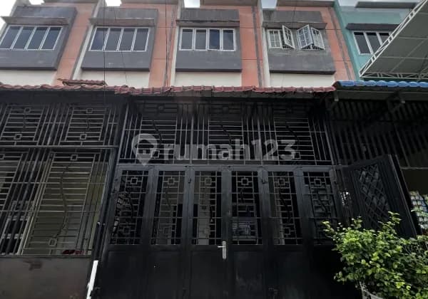 Rumah Toko di Kapten Muslim