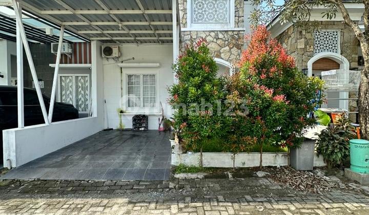 Dijual Rumah 2 Lantai Full Furnished Dalam Komplek Flamboyan Raya