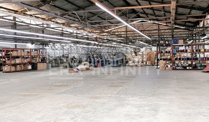 Gudang Bagus Bersih Hitung Tanah Akses Container 40ft Bebas Banjir