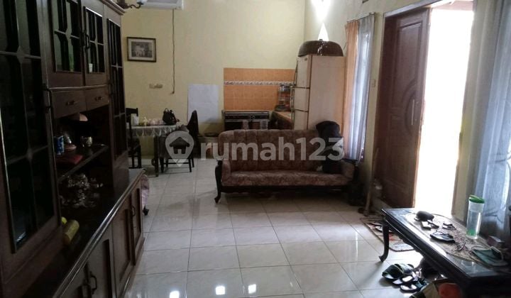 For Sale House with Large Land in Batu Malang For Sale House with Large Land in Batu Malang