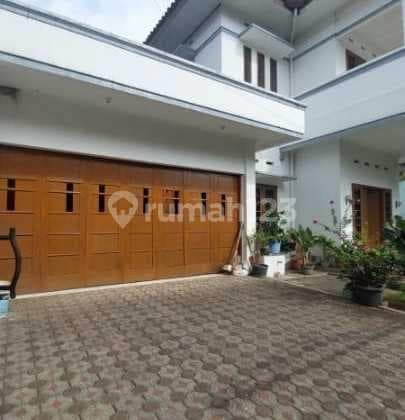 Dijual Rumah Golf Barat Arcamanik Bandung.
