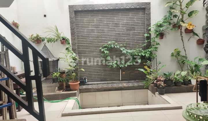 Dijual Rumah di Puri Dago Antapani Bandung.