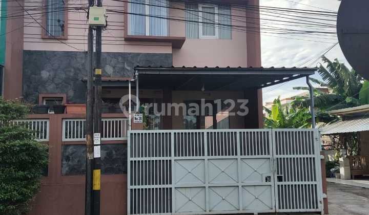 Two-Story House, Nice, Ready to Occupy in Bumi Sariwangi, Bandung.