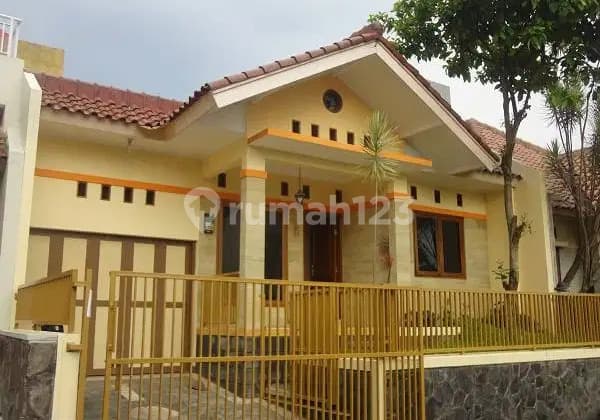 Disewakan Rumah Siap Huni di Griya Asri Cahaya Cipageran Cimahi.