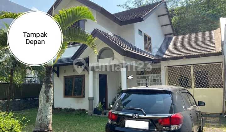 Rumah Asri, Dan Nyaman di Komplek Elite Setraduta Bandung