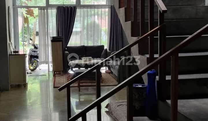 Dijual Rumah di kawasan elite dan strategis, Sayap dago Bandung.