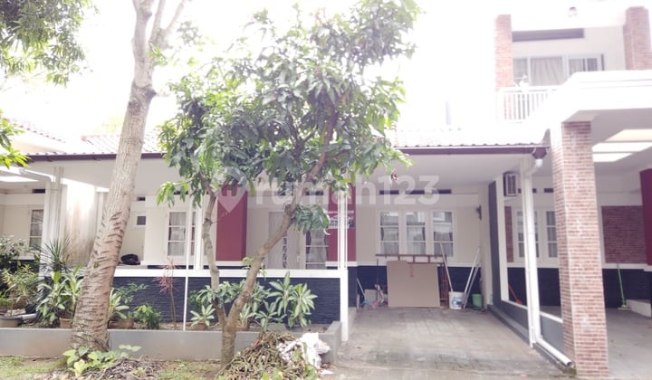 Disewakan Rumah cantik furnised di Kota Baru Parahyangan Bandung.