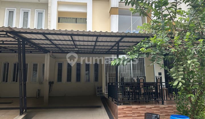 Rumah 2 Lantai Di Cluster Oleaster Parmaount Gading Serpong