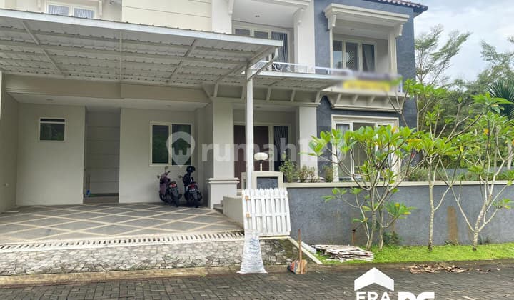 SEWA Rumah Cantik View Air Terjun Kawasan Elite Candi Golf Candisari Semarang