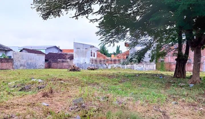 Tanah SHM 1500 m2 Tengah Kota Dekat RS Karyadi di Lemah Gempal