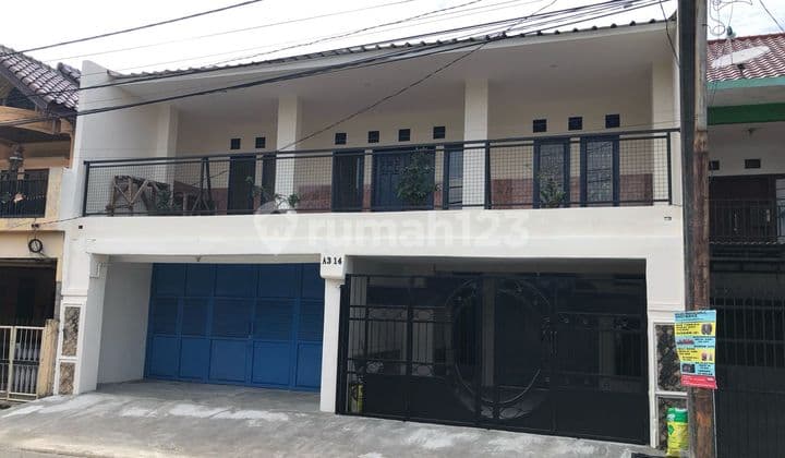 House One Step from Bekasi Timur Toll Road and Bekasi Timur LRT