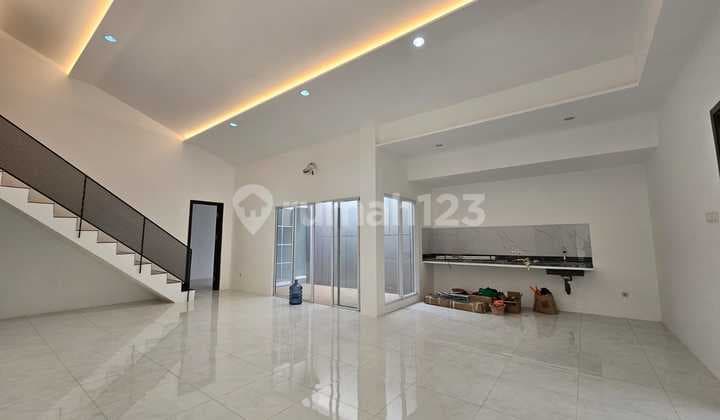 Aries Garden House, Meruya Size 10 X 20 Brand New Ready to Move In