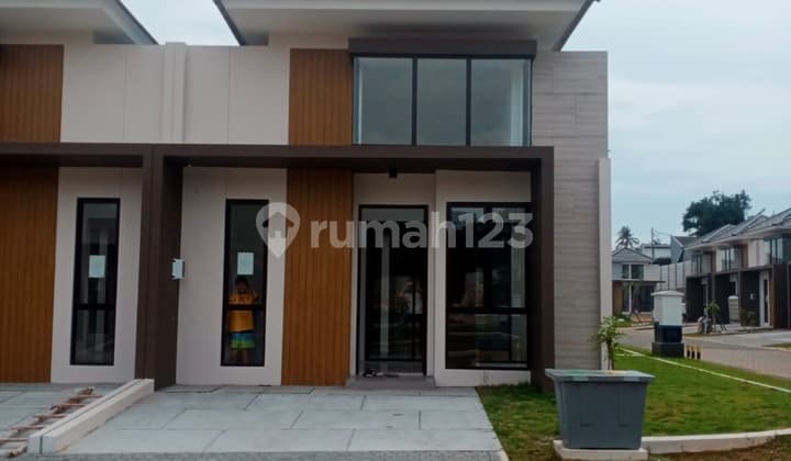 Nice House In Citra Garden Serpong Near Bsd City