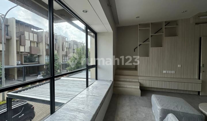 Fully Furnished Impresahaus Tabebuya BSD House Near Aeon Mall