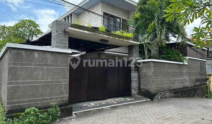 For Sale House in Batubulan, Gianyar, Near Sanur, Denpasar, Bali