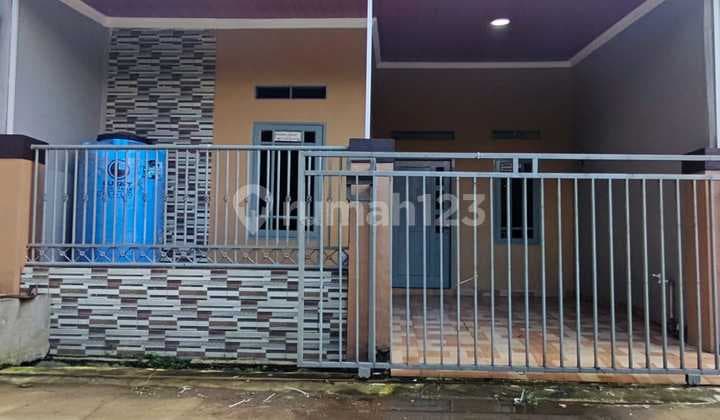 Rumah Baru SHM di Taman Harapan Baru Bekasi - 2 KT, Carport Harga 575 Juta