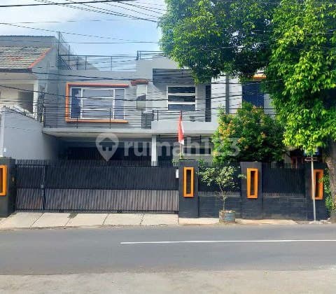 Rumah 2lt Kokoh Siap Huni Strategis Ada Ruang Usaha Di Cijantung