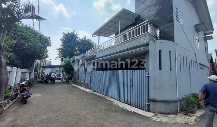 Rumah Hook Kokoh Tanah Luas Strategis Dlm Perumahan Di Jatimakmur