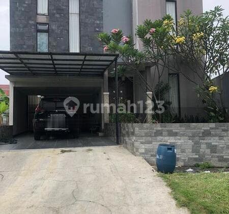 Ready to Occupy House in Taman Menteng Lippo Cikarang